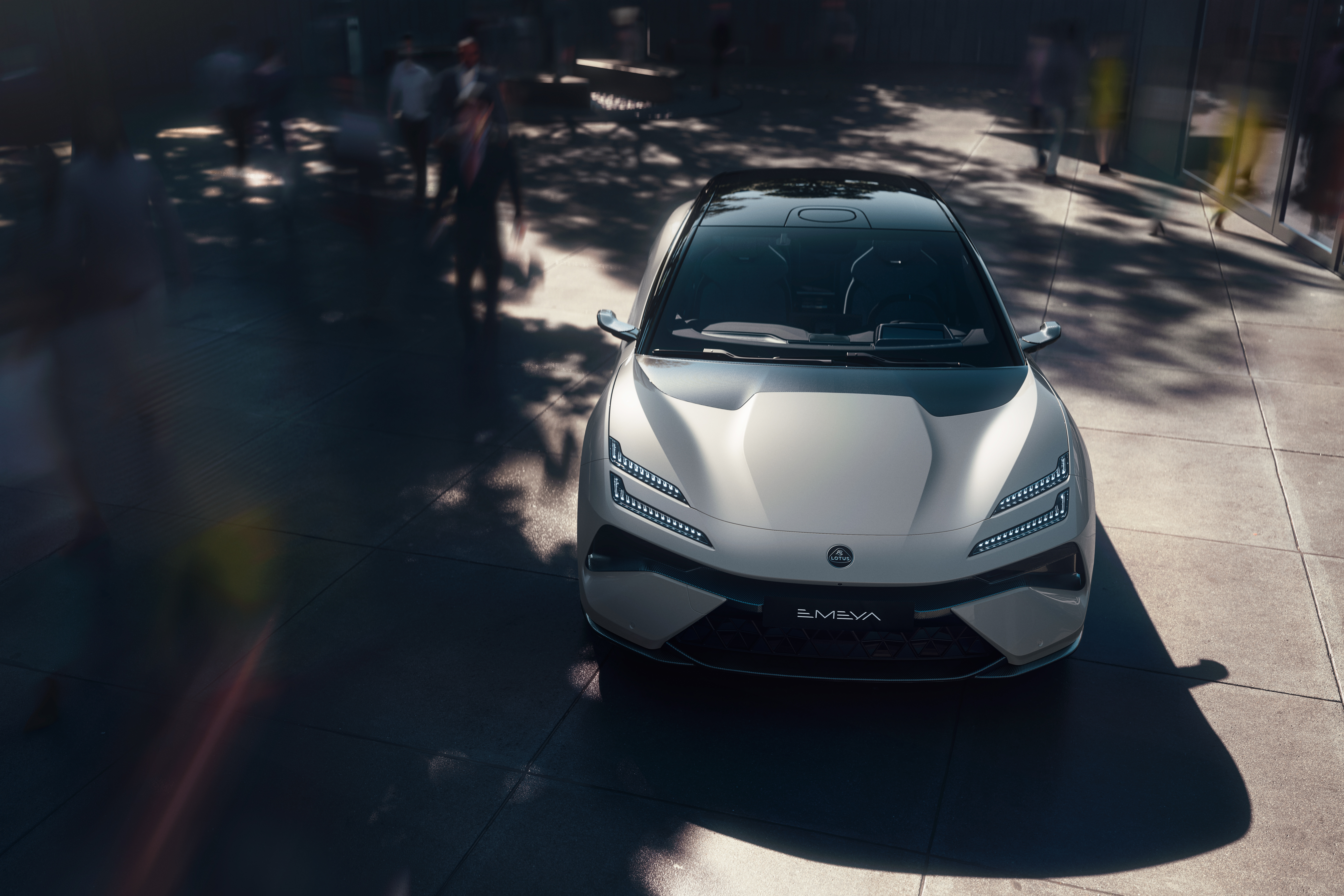 0027_MY26_Launch_Sh05_Eletre_Comp04_RBN_FinalArt